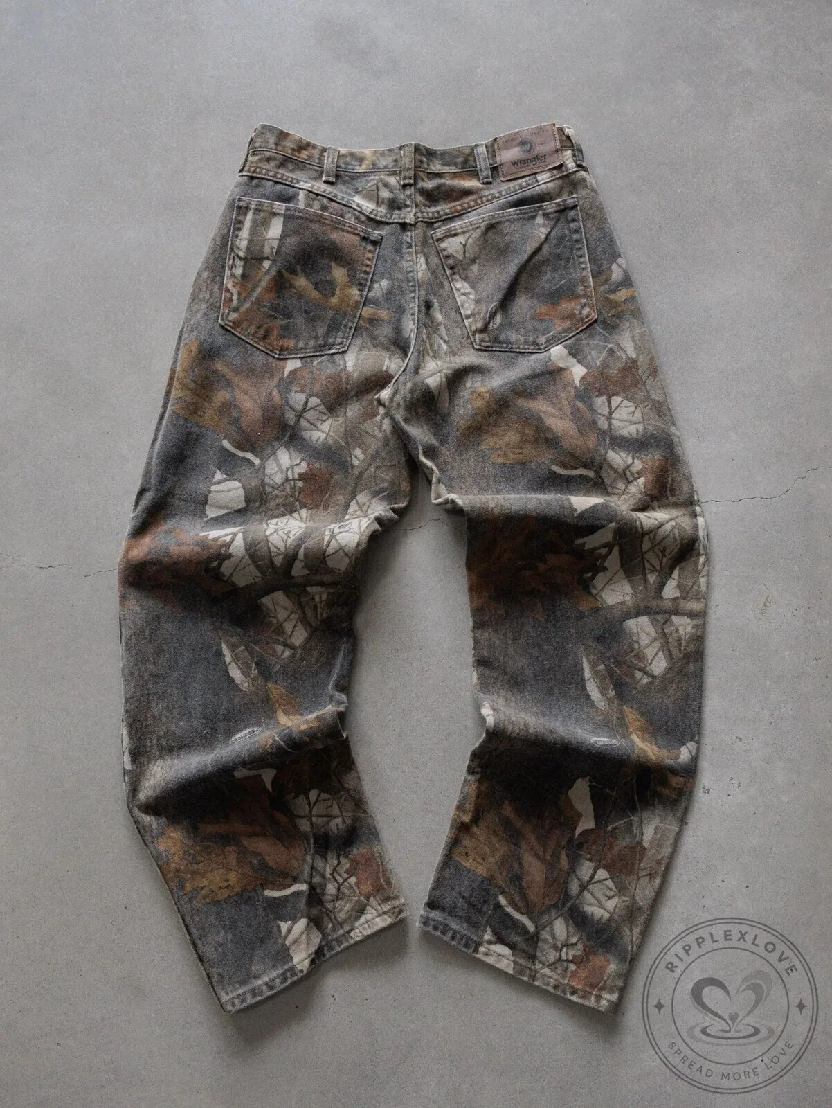Vintage 90s Wrangler Camouflage Hunting Workwear Pants 10 Vintage 90s Wrangler Camouflage Hunting Workwear Pants